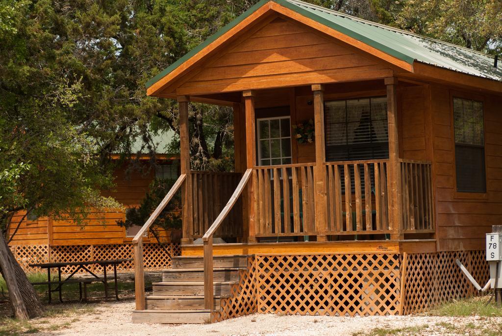 Medina Lake Camping Resort Cabin 3 Lakehills Exterior foto
