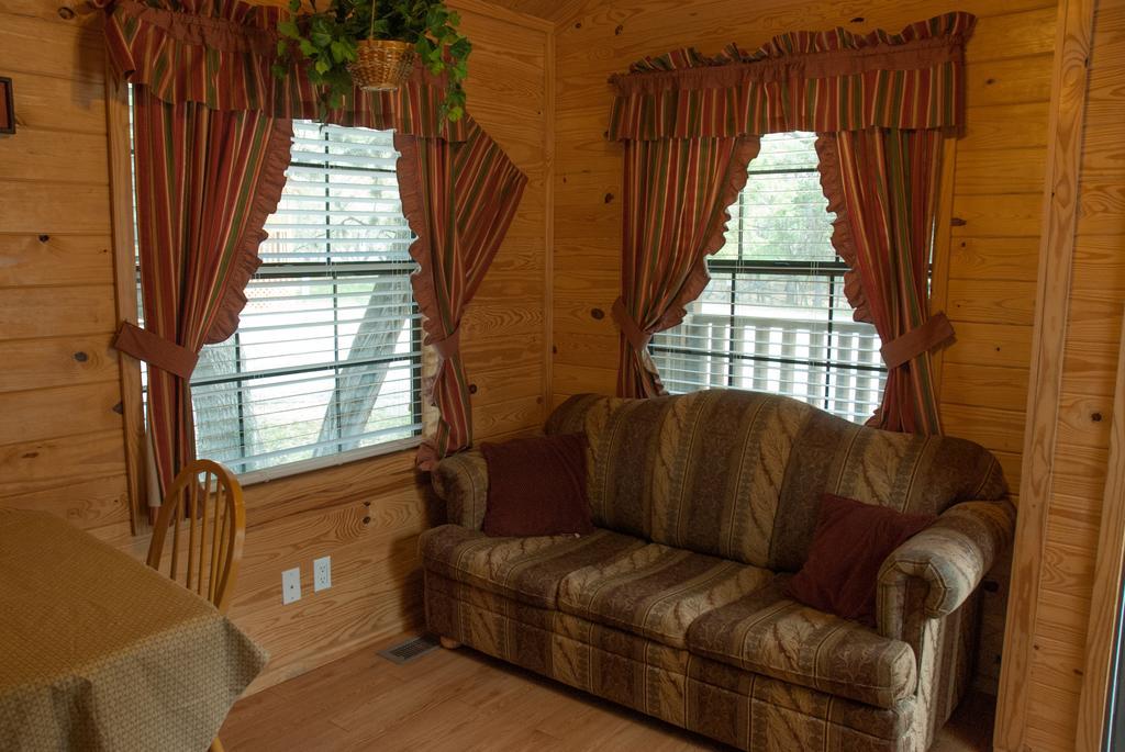 Medina Lake Camping Resort Cabin 3 Lakehills Exterior foto